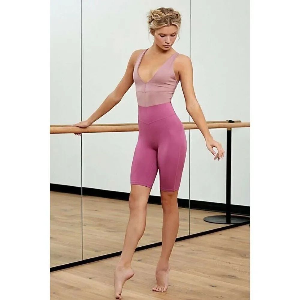 NEW FREE PEOPLE MOVEMENT TOTAL TRIUMPH ONE PIECE WORKOUT BODYSUIT IN PINK
